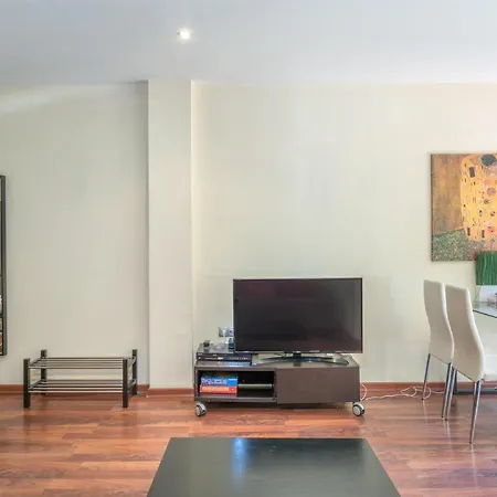 Apartment Close To The Beach *